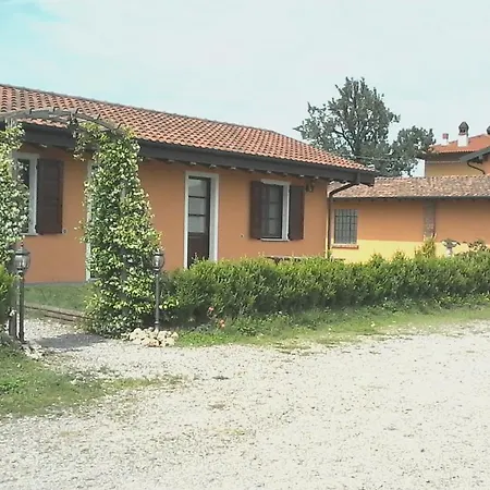 Agriturismo Cascina Aguzza *