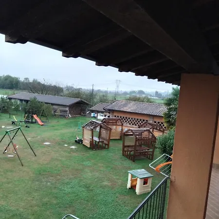 Agriturismo Cascina Aguzza *