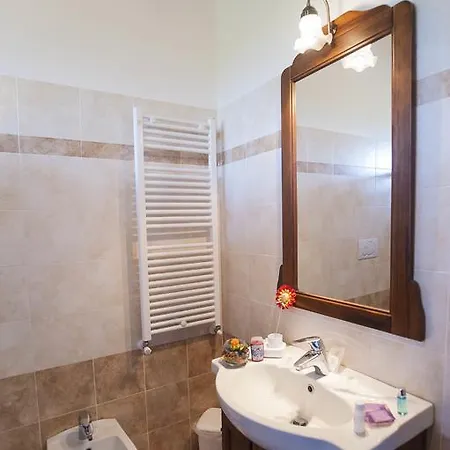 בית חווה Cascina Aguzza אולג'ו
