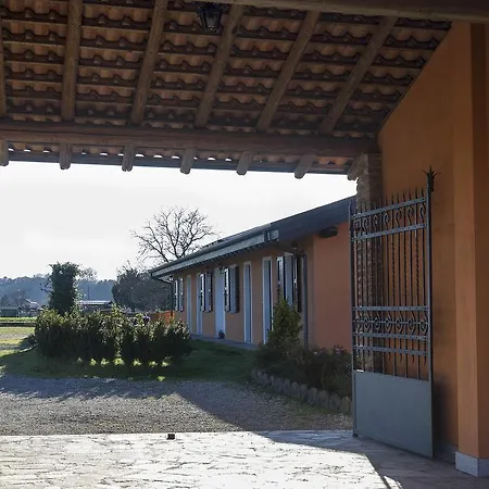 Agriturismo Cascina Aguzza *