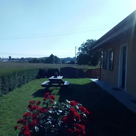 בית חווה Cascina Aguzza