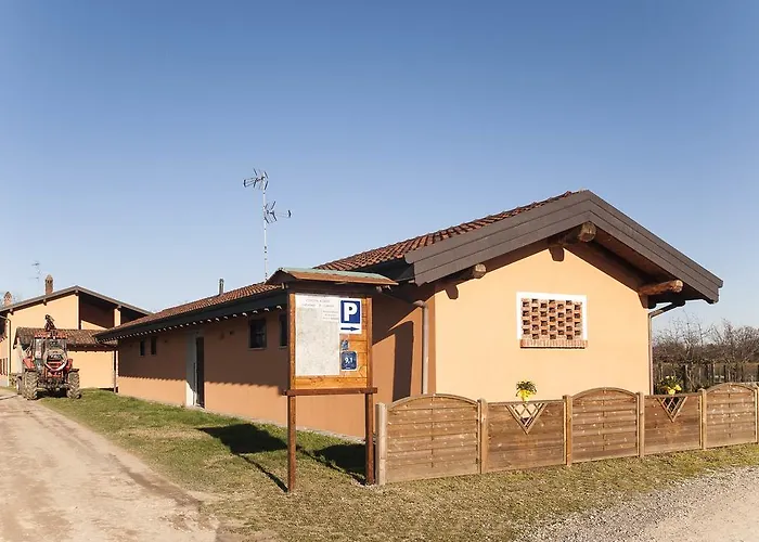 Cascina Aguzza Gospodarstwo agroturystyczne